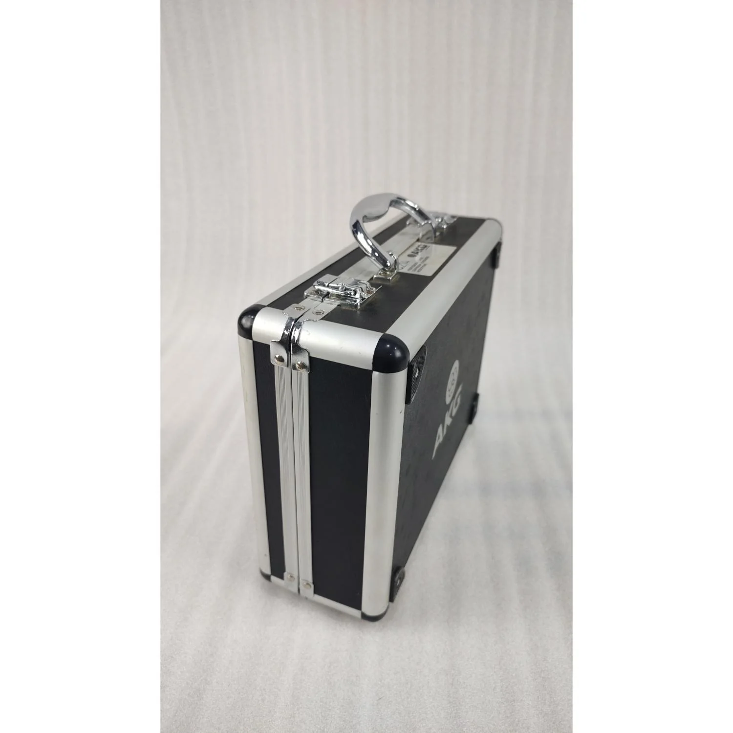 AKG C214 Large Diaphragm Condenser Microphone with Aluminium Case - Open Box - Image 12