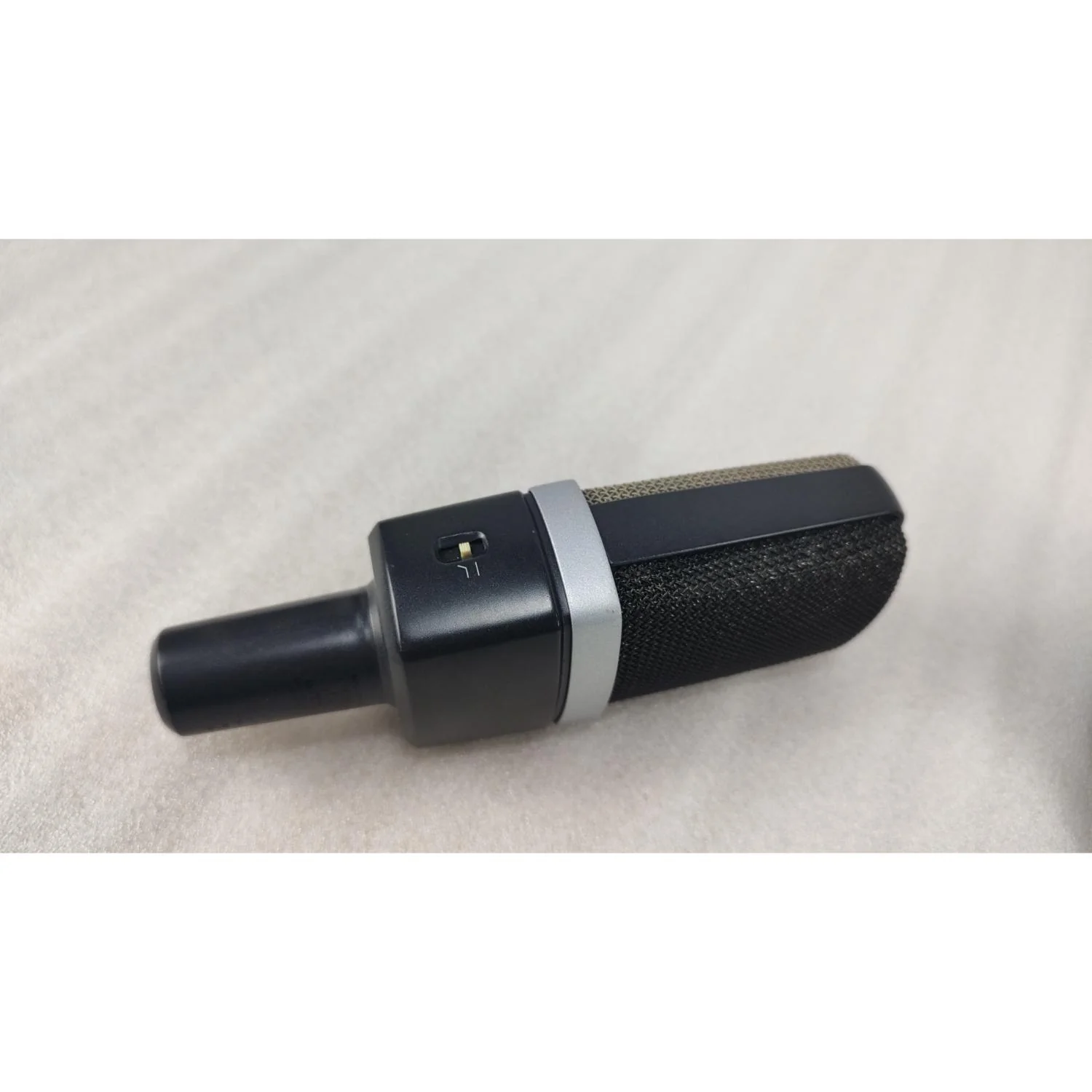 AKG C214 Large Diaphragm Condenser Microphone with Aluminium Case - Open Box - Image 3