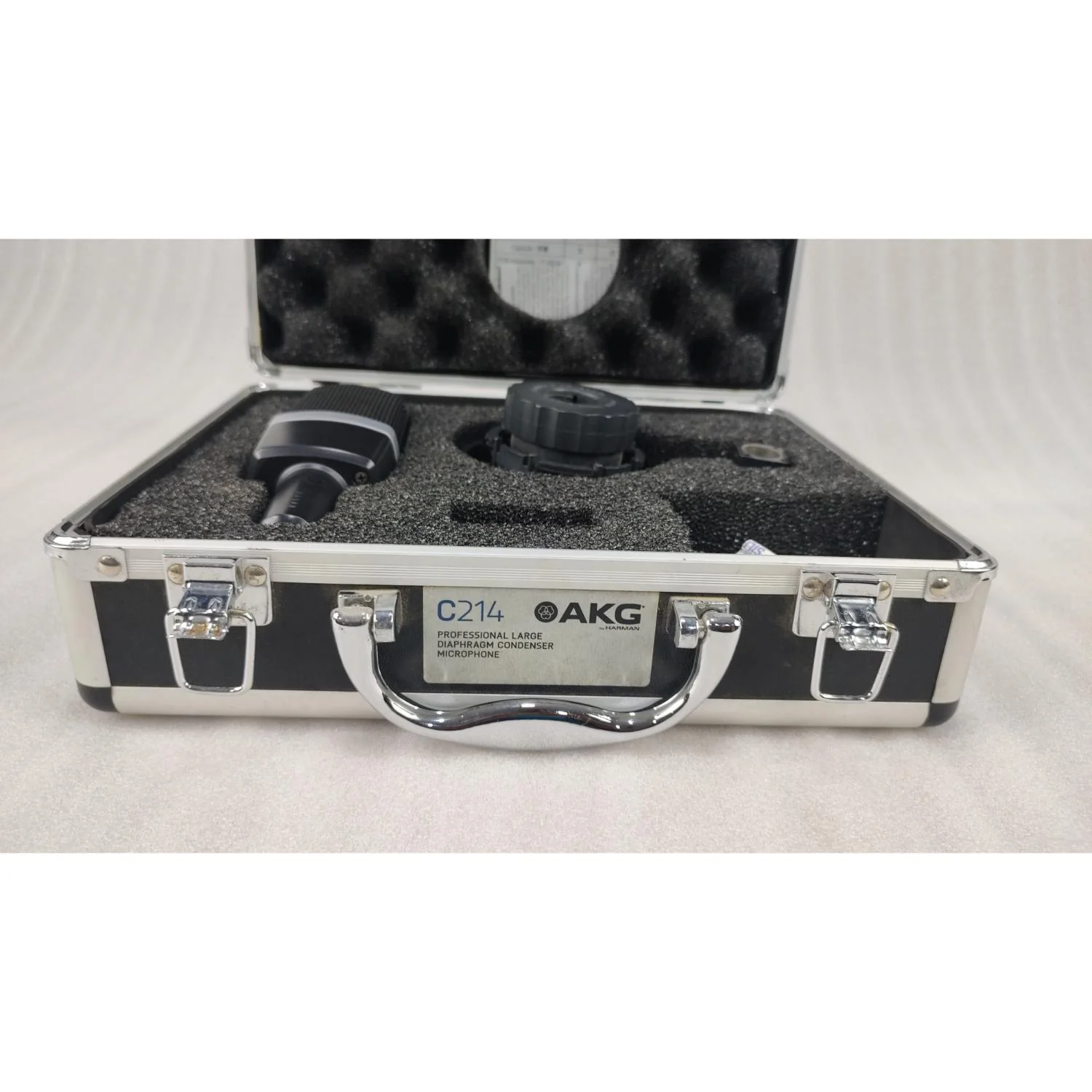 AKG C214 Large Diaphragm Condenser Microphone with Aluminium Case - Open Box - Image 7
