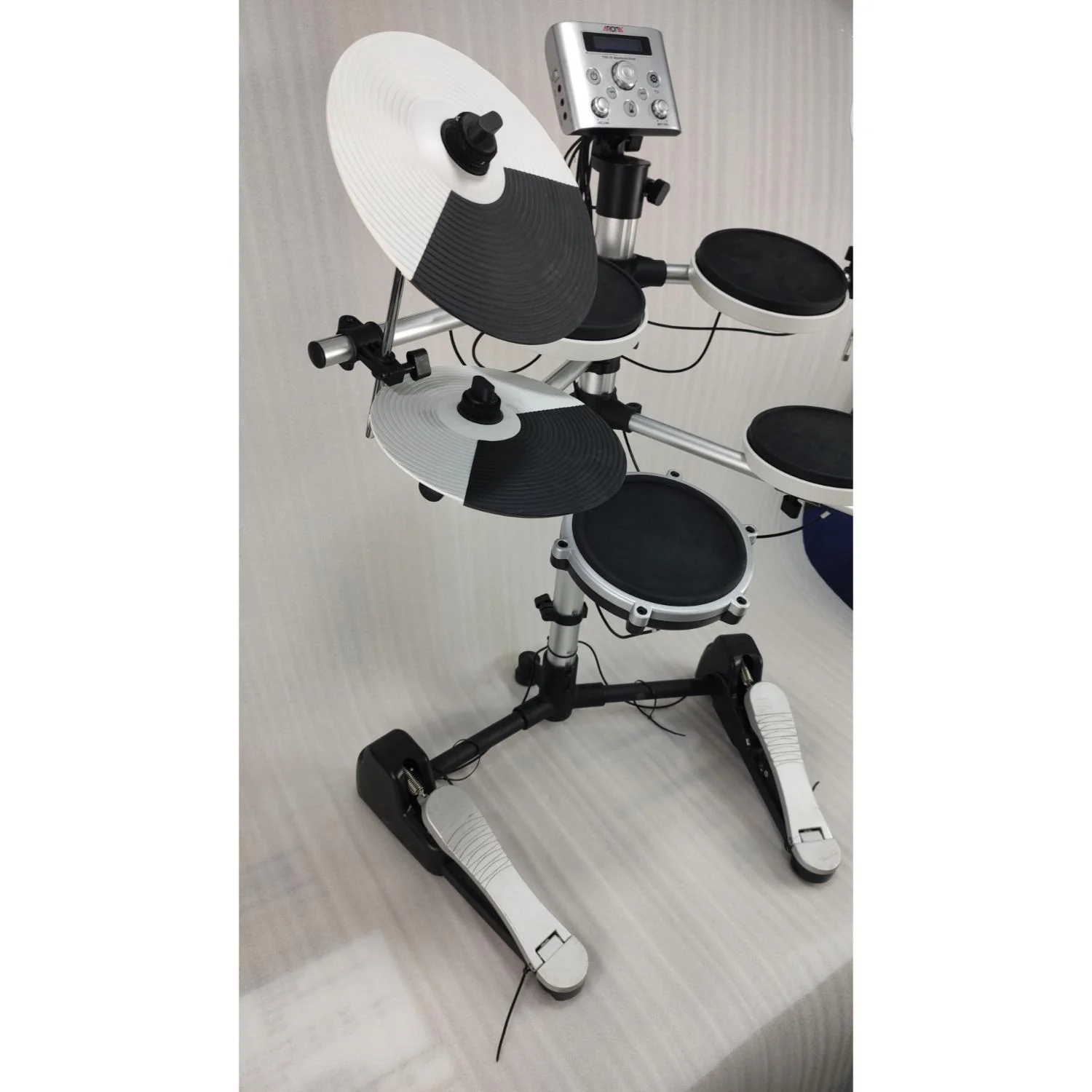 Aroma TDX-10 Electronic Drum kit- White - Open Box - Image 3