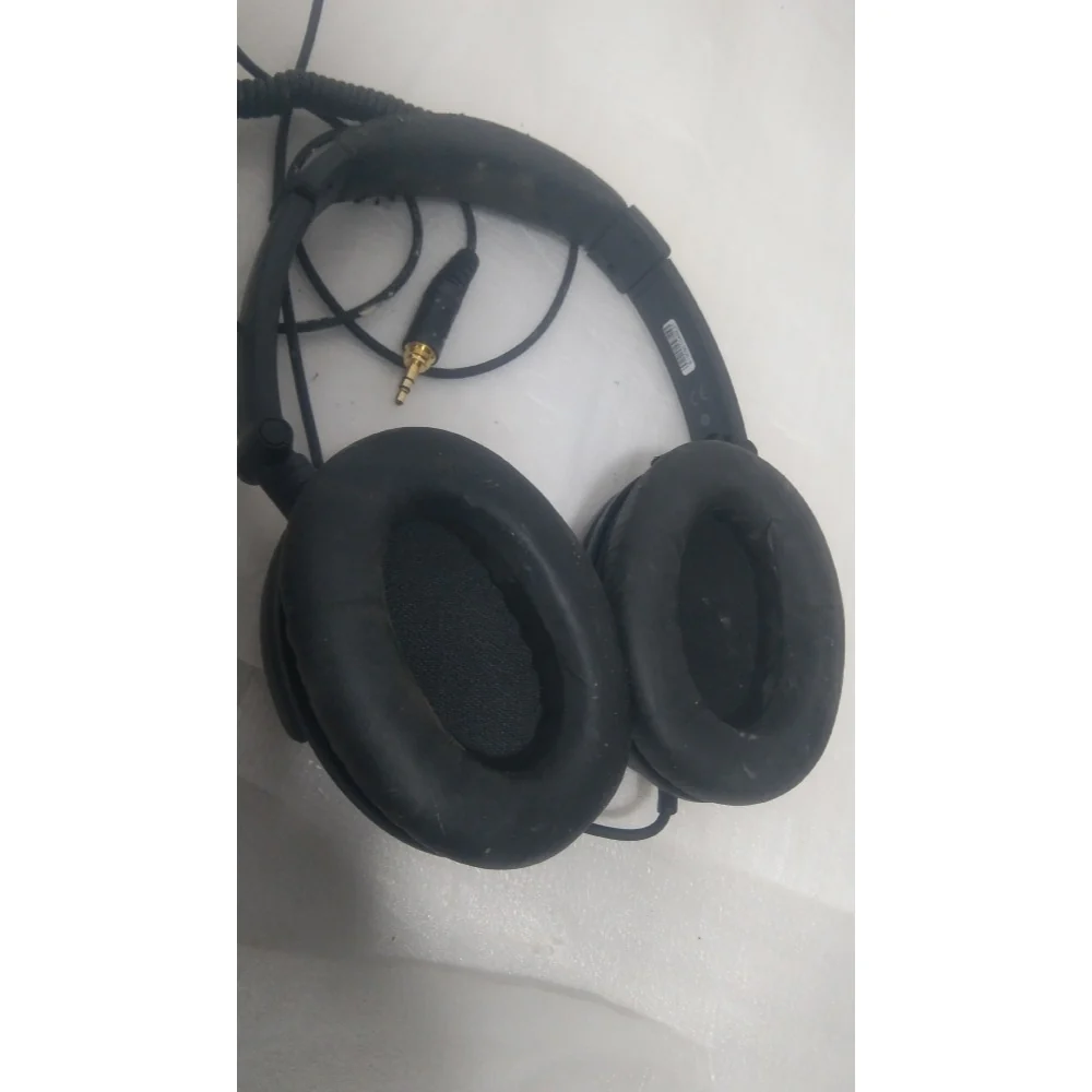 Behringer HC 2000 Studio Monitoring Headphones - Open Box B Stock - Image 4
