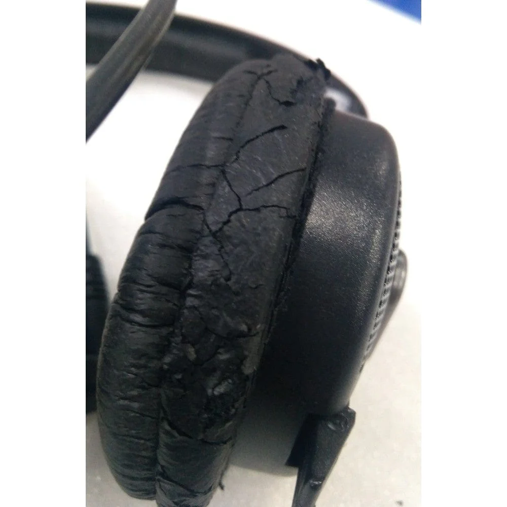 Behringer HEADPHONES HPS5000 - Open Box B Stock - Image 3