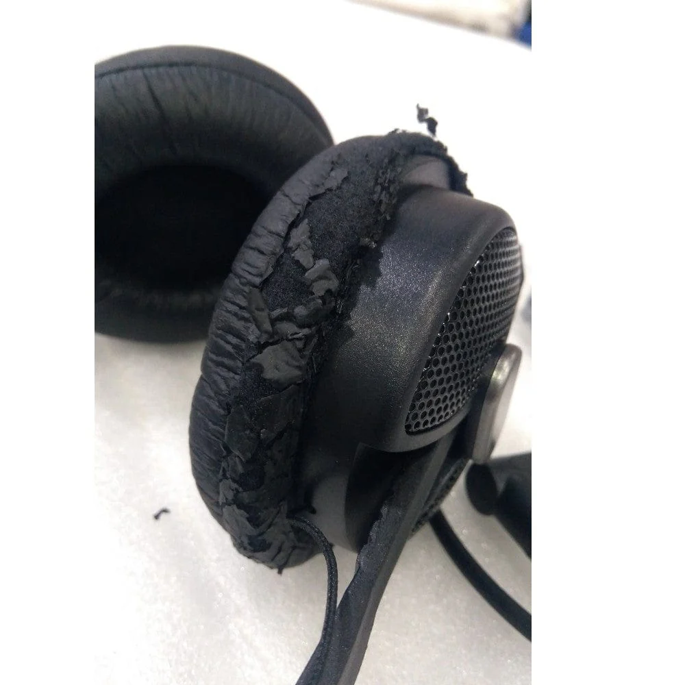 Behringer HEADPHONES HPS5000 - Open Box B Stock - Image 4
