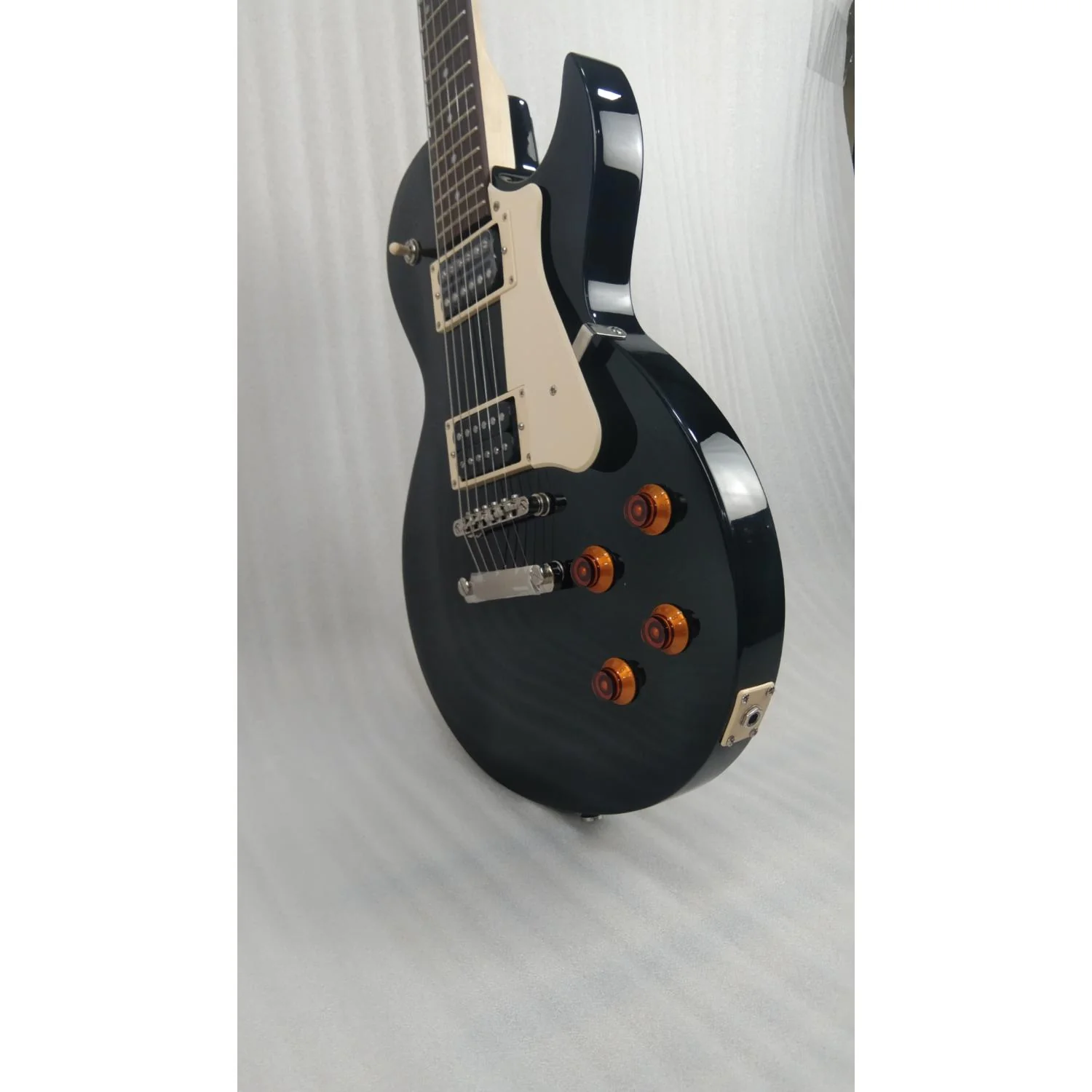 Cort CR100 Les Paul Style Electric Guitar - Open Box - Image 5