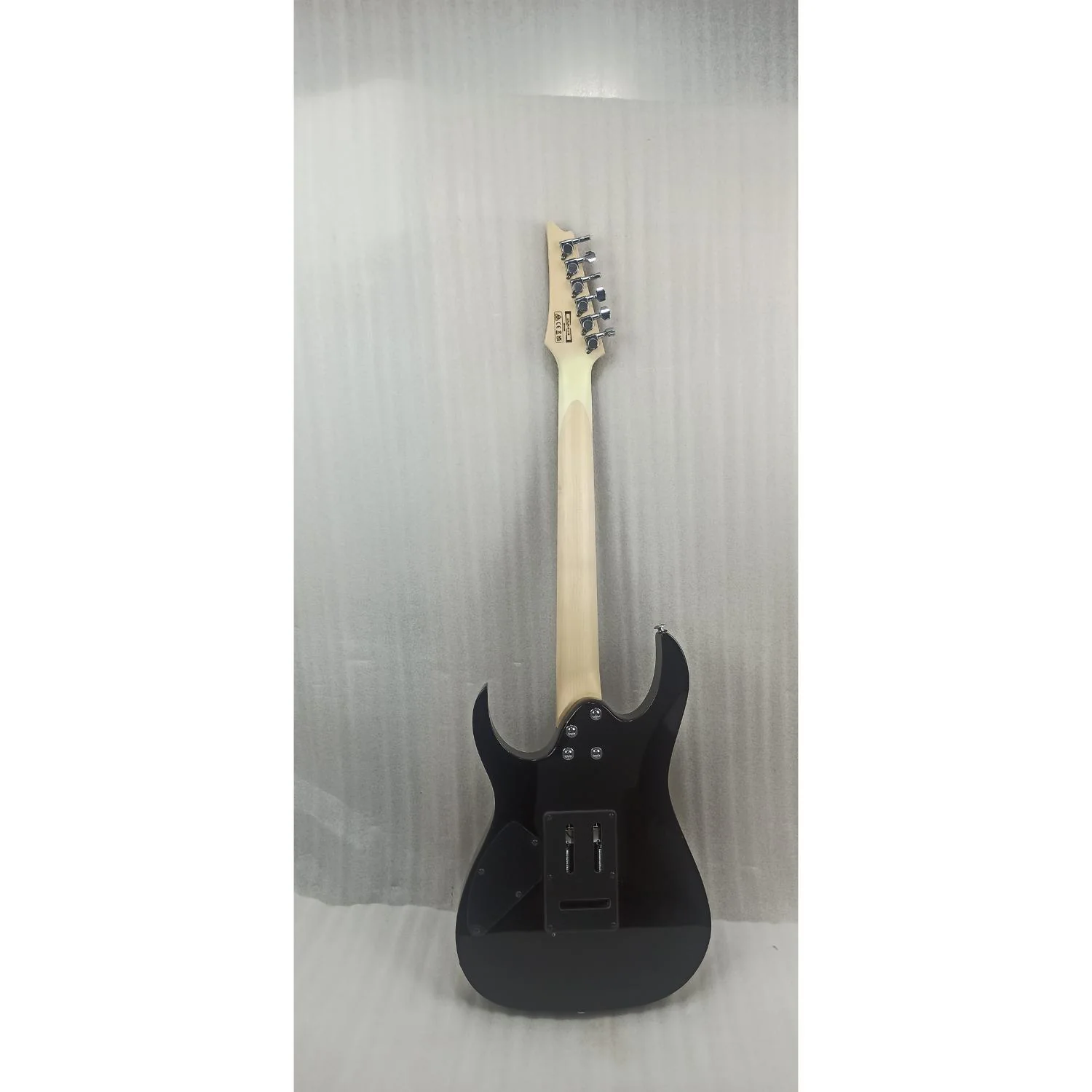 Ibanez GRG170DX RG Gio Series Double Cutaway 6 String Electric Guitar - Open Box B Stock - Image 4