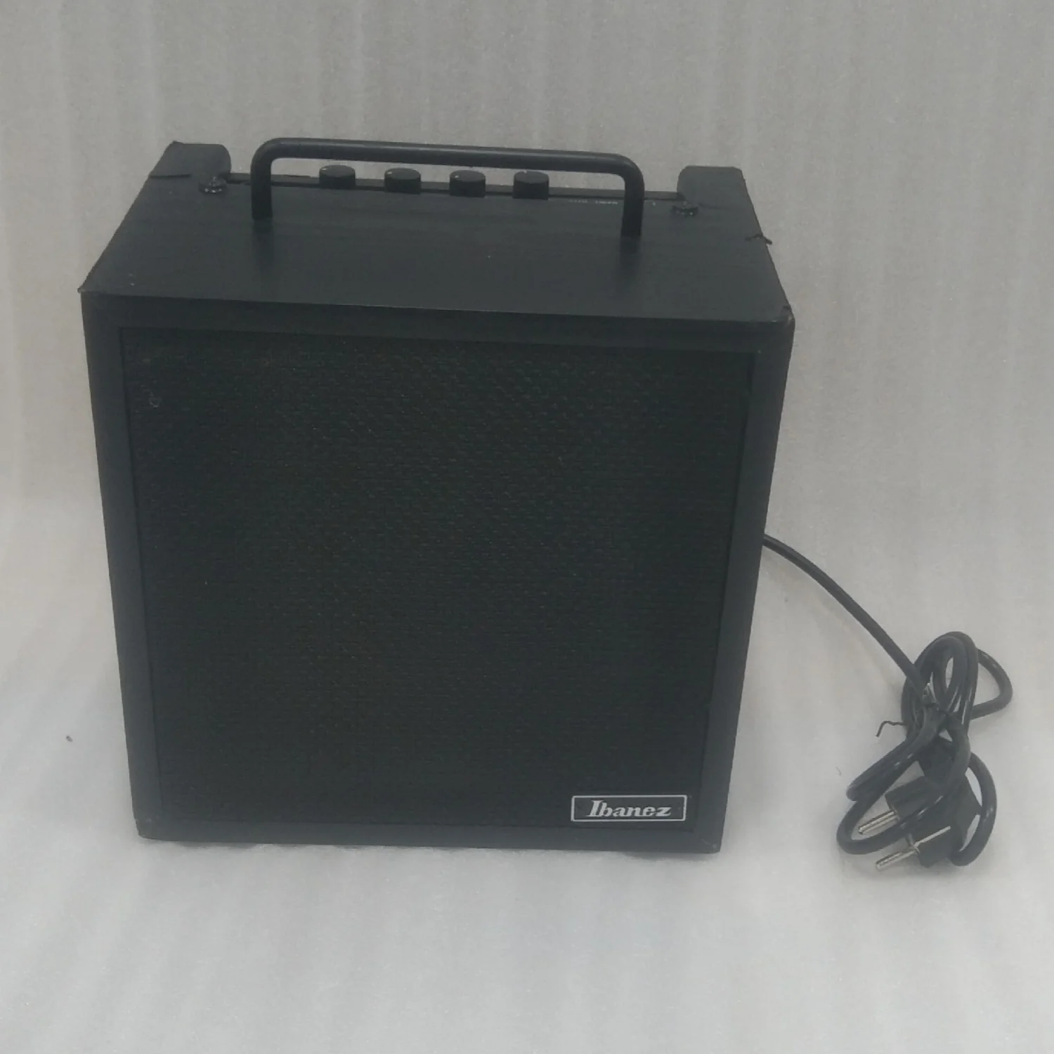 Ibanez IBZ10BV2-U 10W Combo Bass Amplifier - Open Box B Stock - Image 8