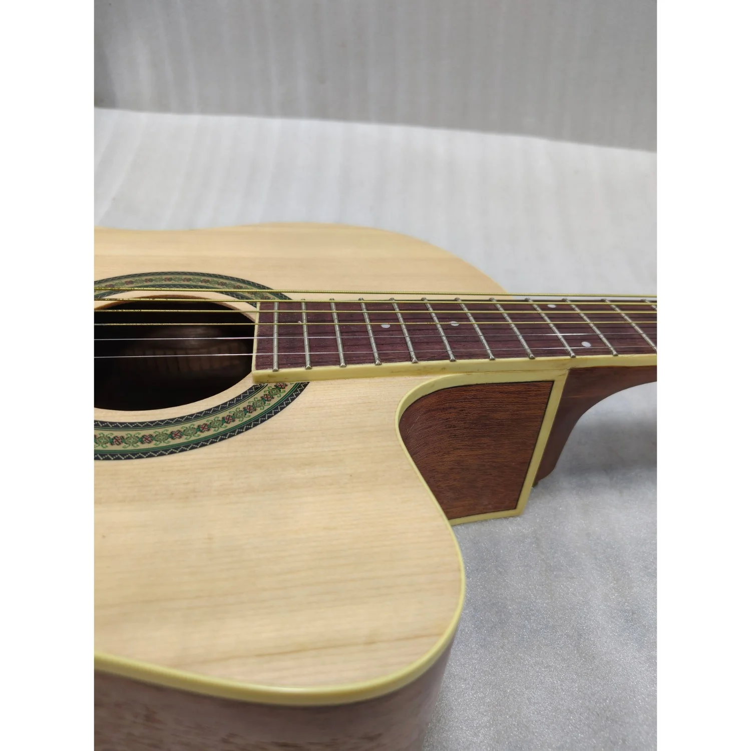 Ibanez MD39C 39 inch Cutaway Acoustic Guitar - Natural - Open Box B Stock - Image 4