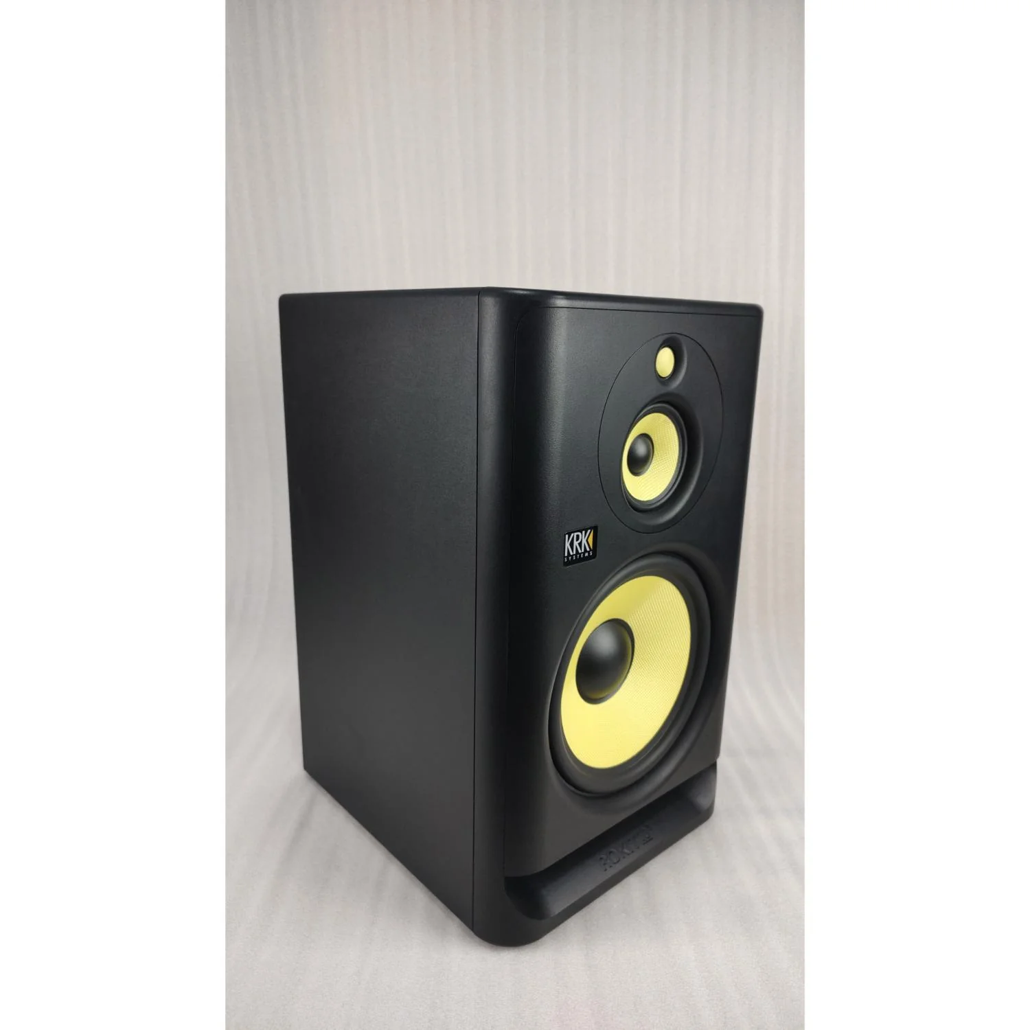 KRK ROKIT 10-3 G4 10inch Tri-Amp Mid-Field Powered Studio Monitor Speaker - Single - Open Box - Image 3