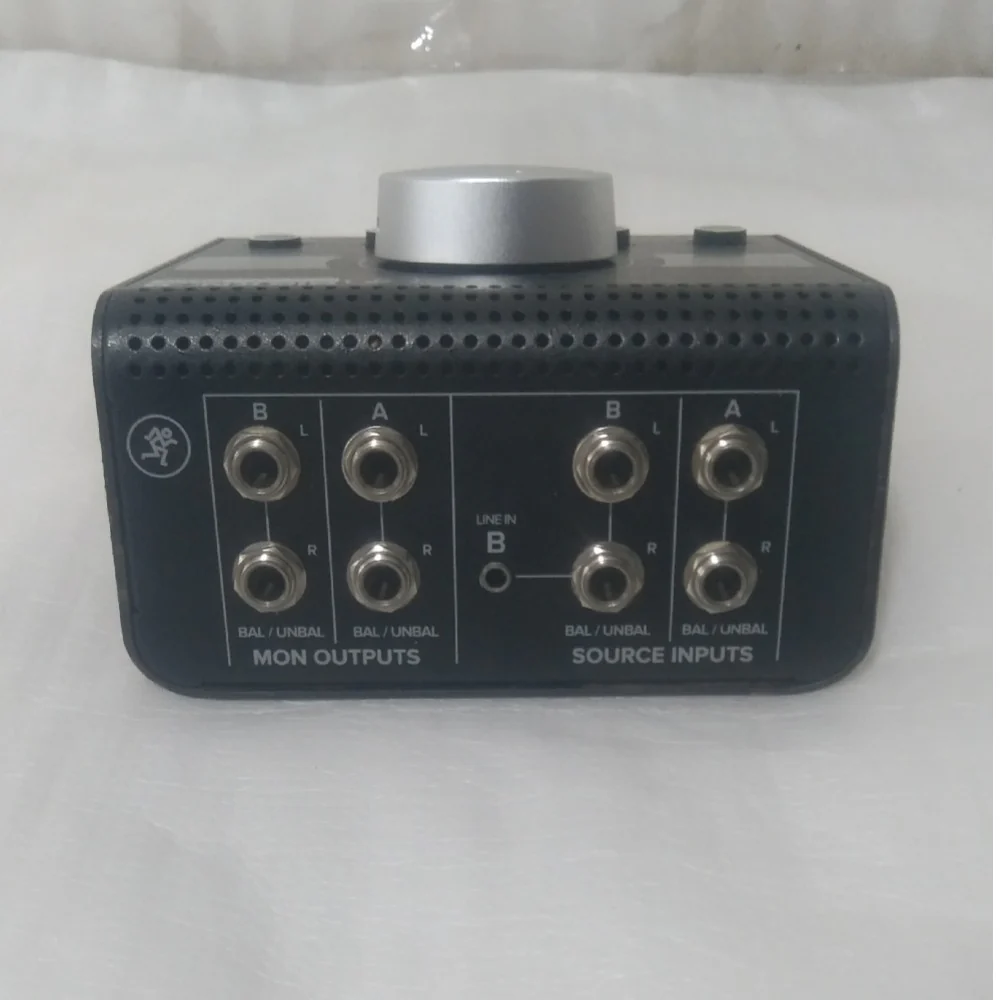 Mackie Big knob Passive Tabletop Studio Monitor Controller - Open Box B Stock - Image 2