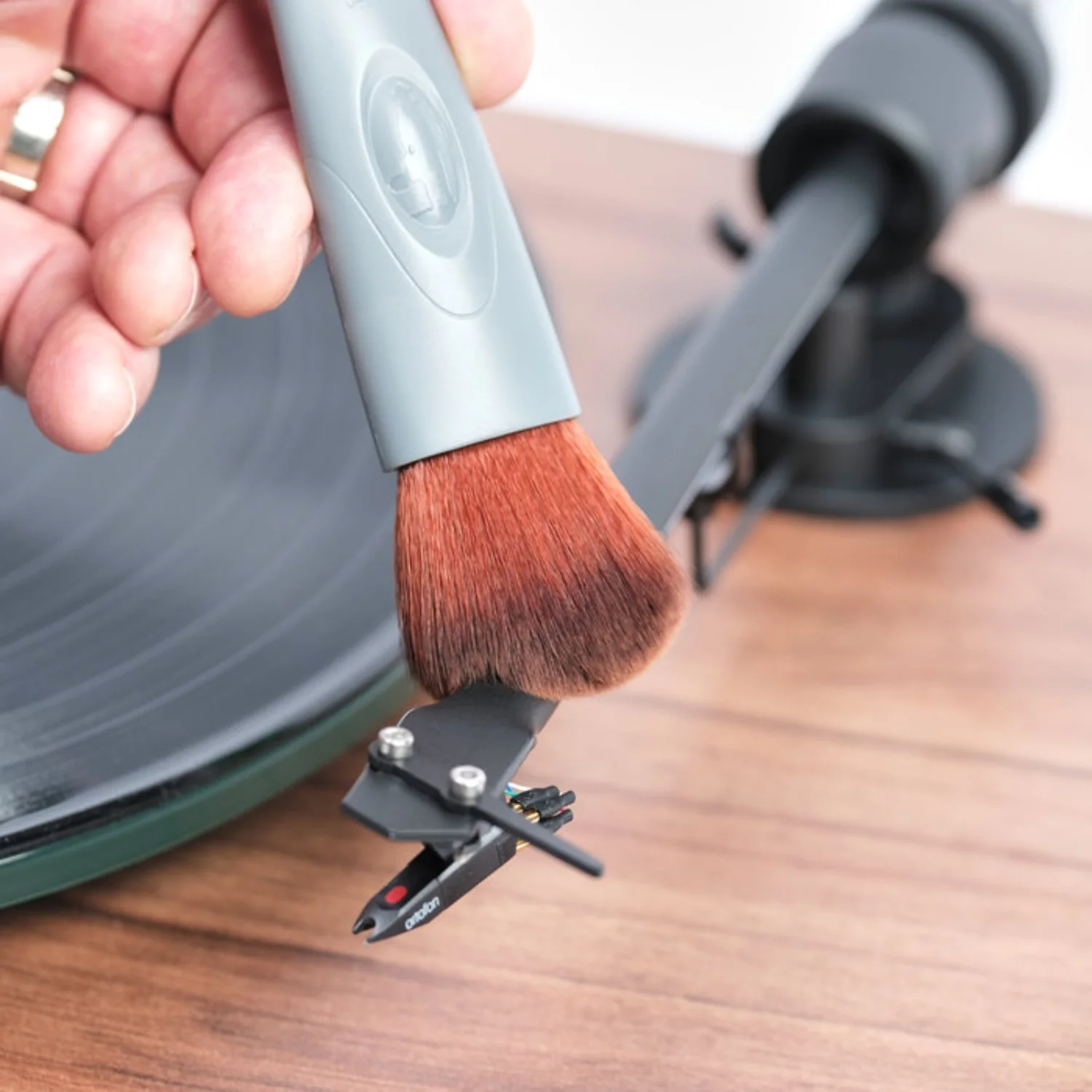 Music Nomad MN890 6 in 1 Vinyl Record Cleanig & Care Kit - Image 10