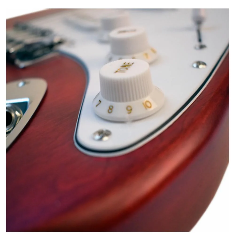 Newen Stratocaster 6 String Electric Guitar - Image 22