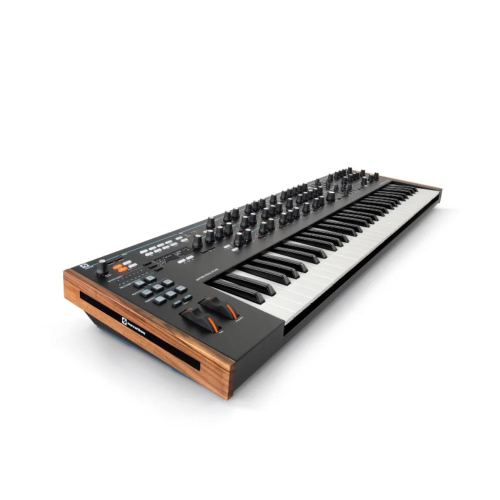 Novation Summit Flagship Two Part 16 Voice 61 Key Polyphonic Synthesiser - Image 4