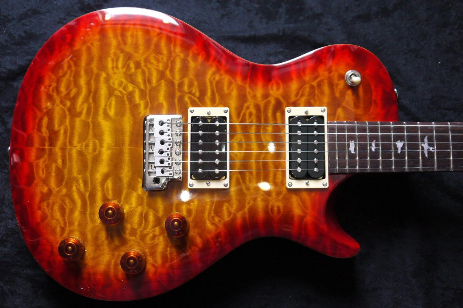 PRS SE Tremonti Signature Electric Guitar - Limited Edition Custom Quilt Top - Cherry Sunburst
