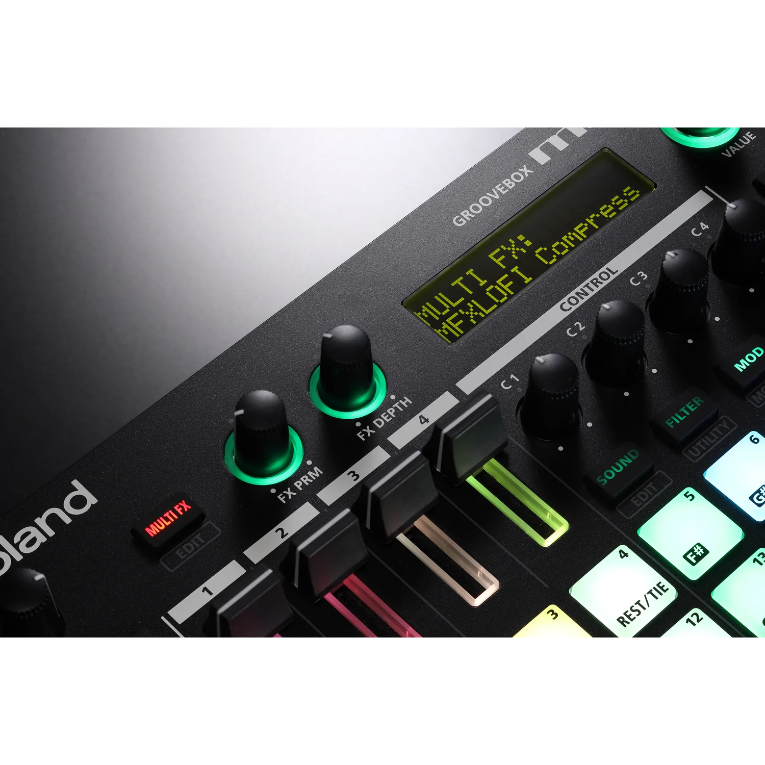 Roland MC 101 Portable Groovebox for Beatmakers and Mobile Producers - Image 8