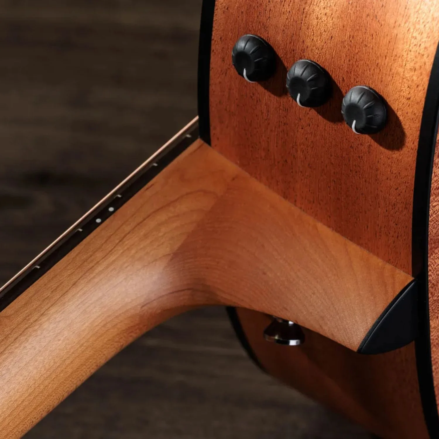 Taylor 117e Sapele 6 String Electro Acoustic Guitar - Image 6