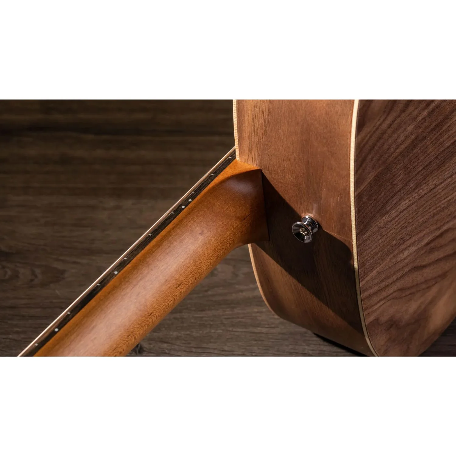Taylor BBT Big Baby Taylor Walnut 6 String Acoustic Guitar with Gigbag - Image 8