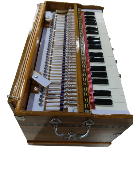 Ultimate Guru Komdandi Concert Grade Harmonium - Image 6