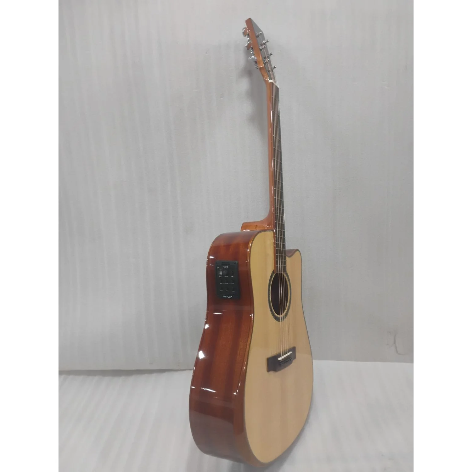 Vault DA60CE Premium Dreadnought Cutaway Solid Spruce Top Electro Acoustic Guitar with Dual EQ and Armrest - Open Box B Stock - Image 12