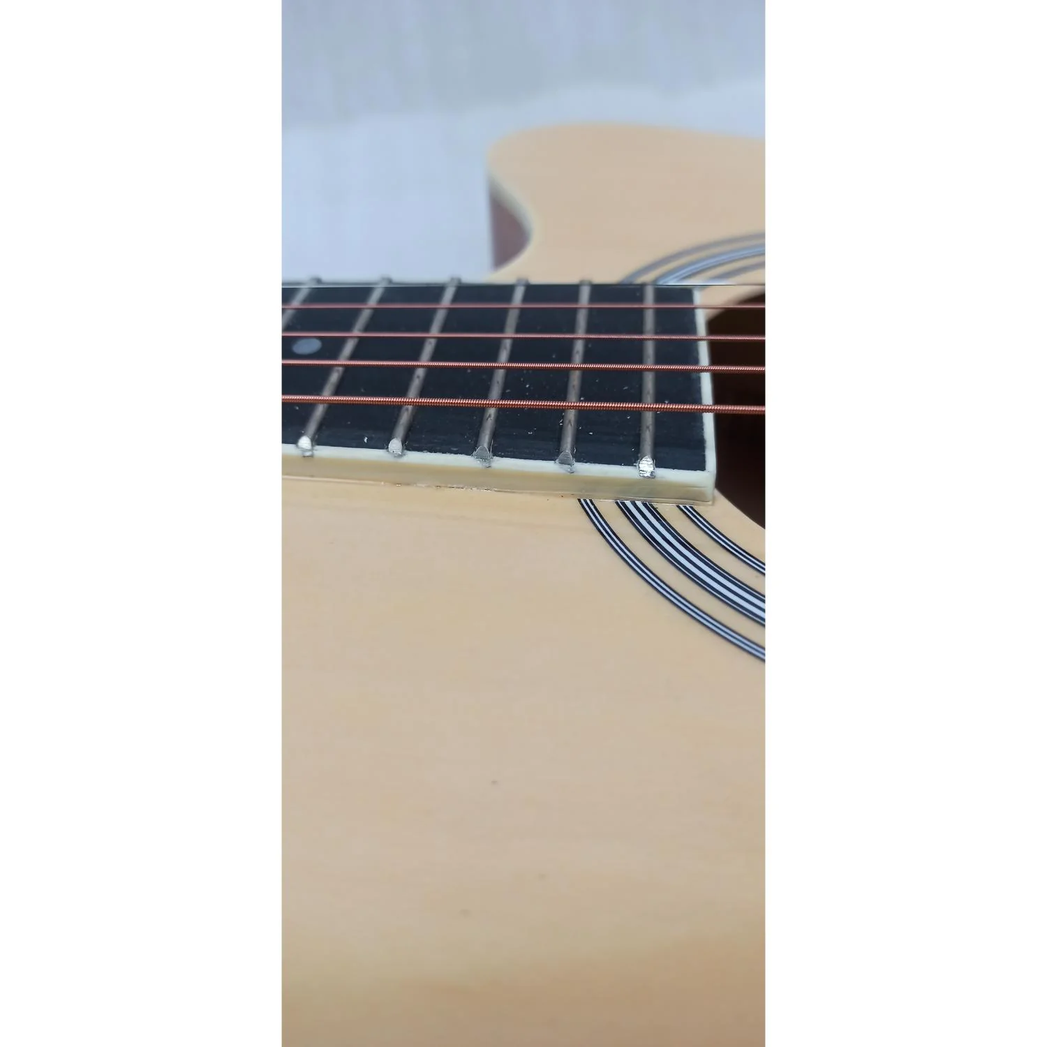Vault EA20 Guitar Kit with Learn to Play Ebook, Bag, Strings, Straps, Picks, String winder & Polishing Cloth - 40 inch Cutaway Acoustic Guitar - Open Box B Stock - Image 10