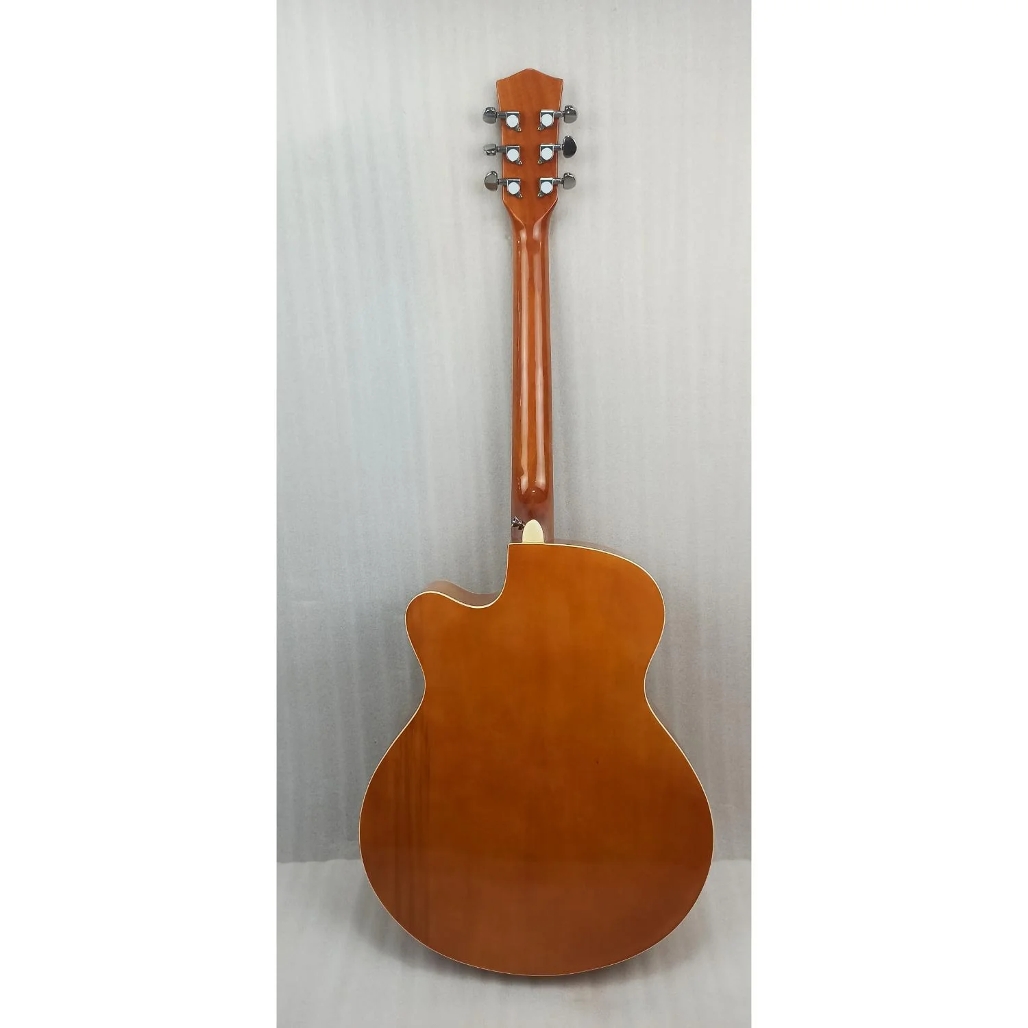 Vault EA20 Guitar Kit with Learn to Play Ebook, Bag, Strings, Straps, Picks, String winder & Polishing Cloth - 40 inch Cutaway Acoustic Guitar - Open Box B Stock - Image 4