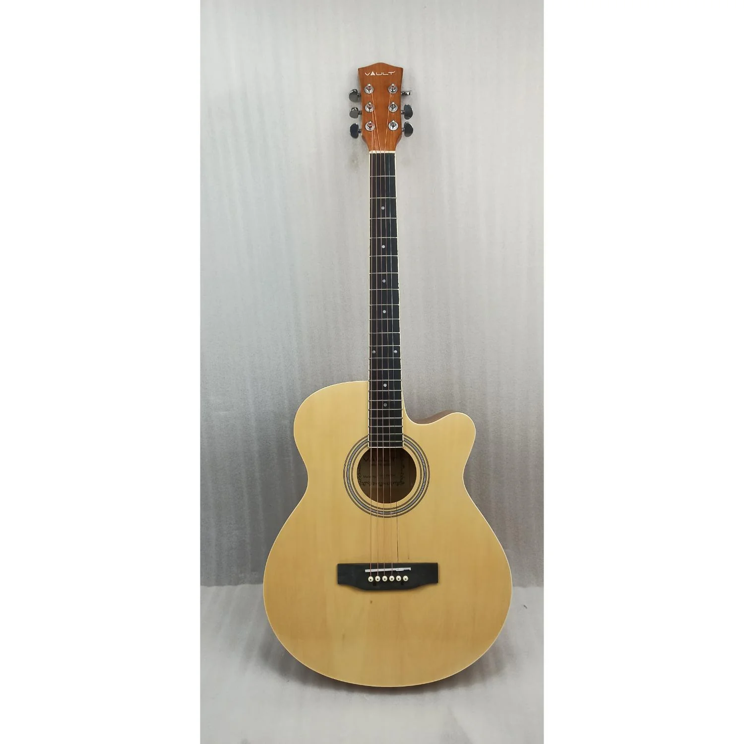 Vault EA20 Guitar Kit with Learn to Play Ebook, Bag, Strings, Straps, Picks, String winder & Polishing Cloth - 40 inch Cutaway Acoustic Guitar - Open Box B Stock - Image 9