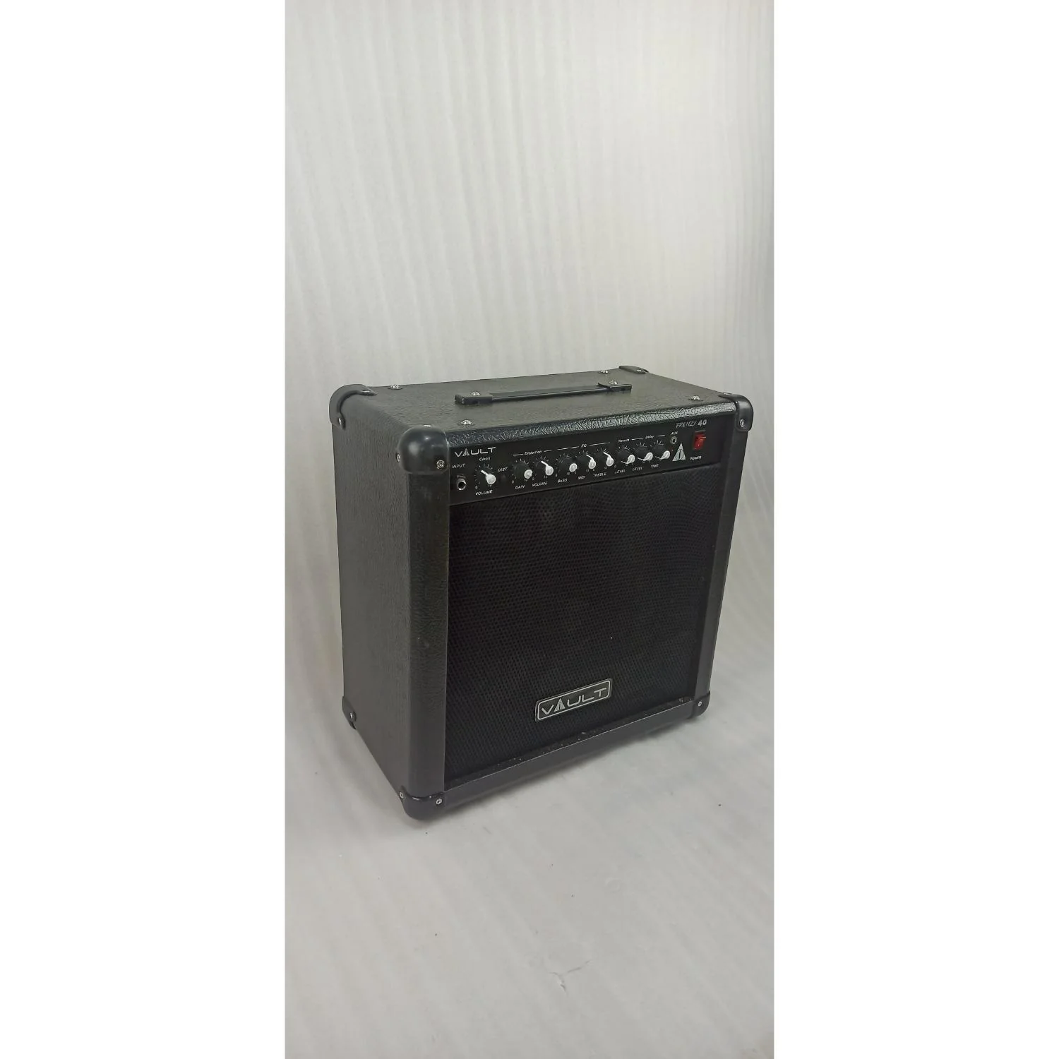 Vault Frenzy 40 Watt Combo Guitar Amplifier with Analog Distortion, Reverb & Delay All Playable Together - Open Box - Image 39