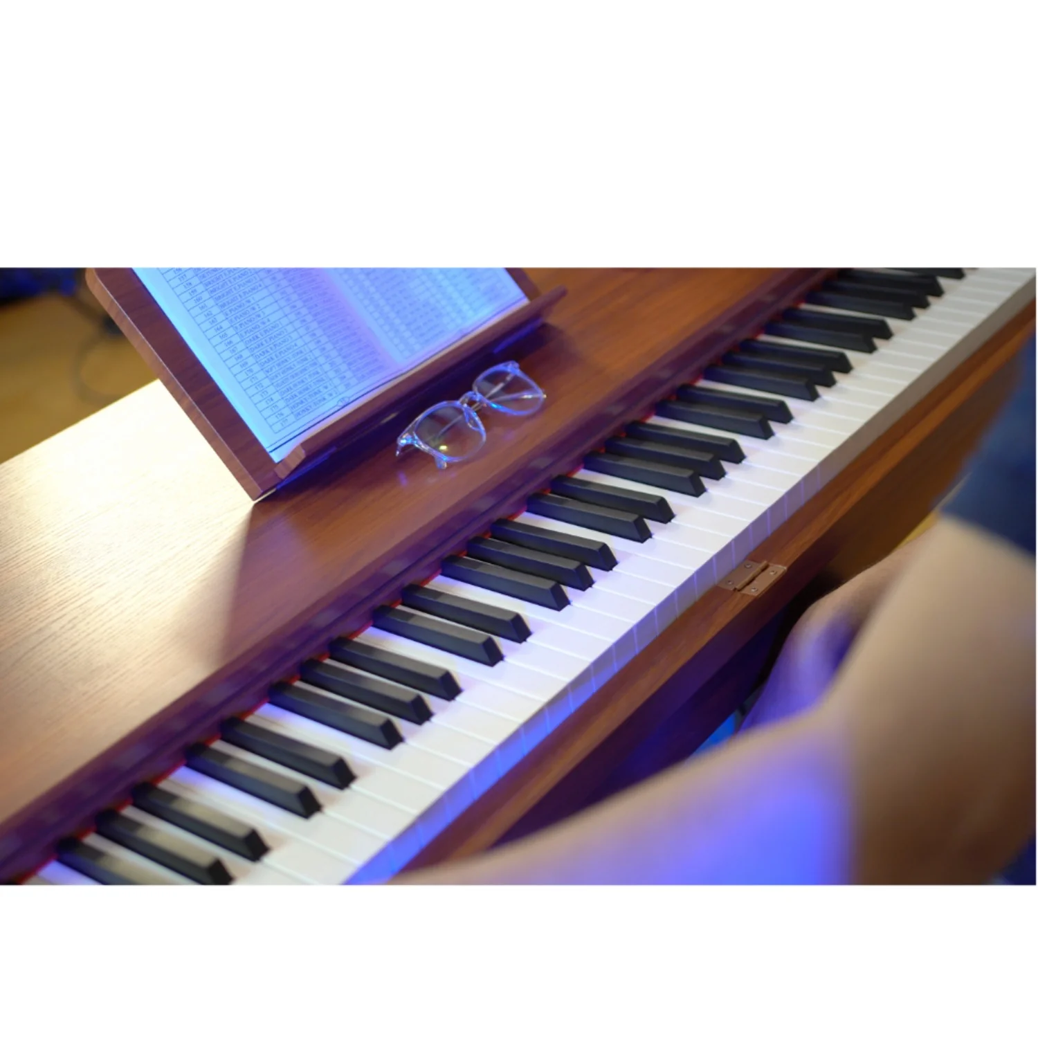Vault Glide 88 Key Premium Digital Piano with Stand and Pedal - Image 10