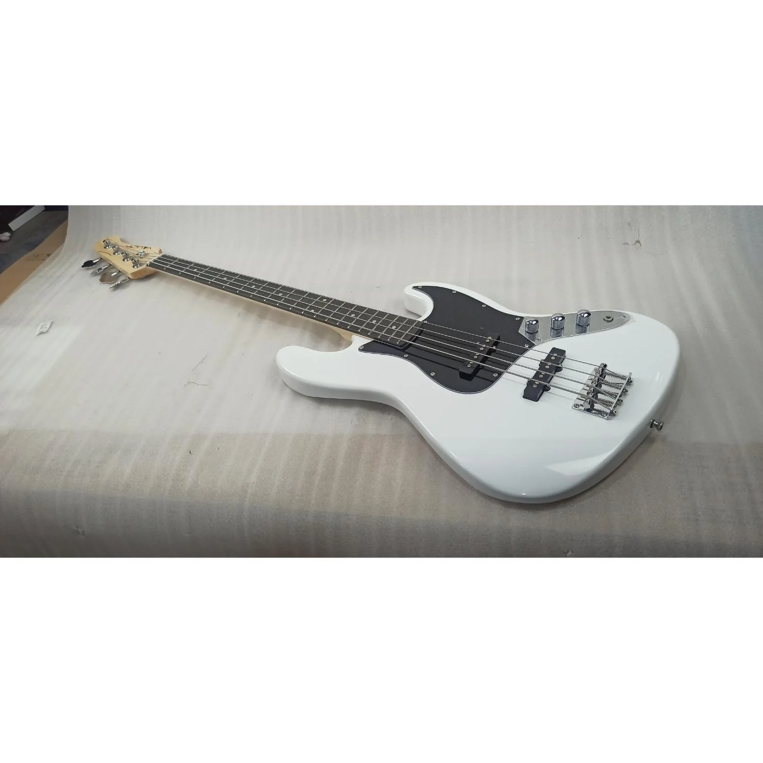 Vault JB4 Jazz Bass 4-String Bass Guitar - Open Box - Image 9