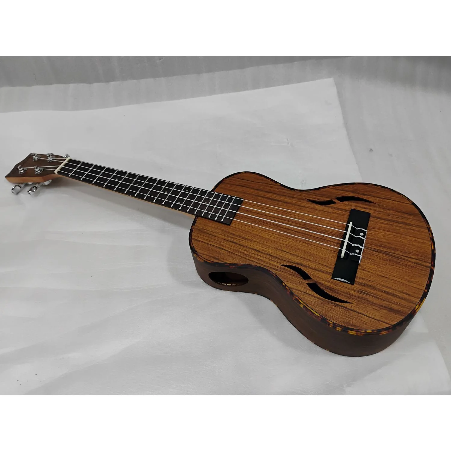 Vault UK-200T 26" Premium Walnut Laminate with Side Soundport Tenor Ukulele - Open Box B Stock - Image 4