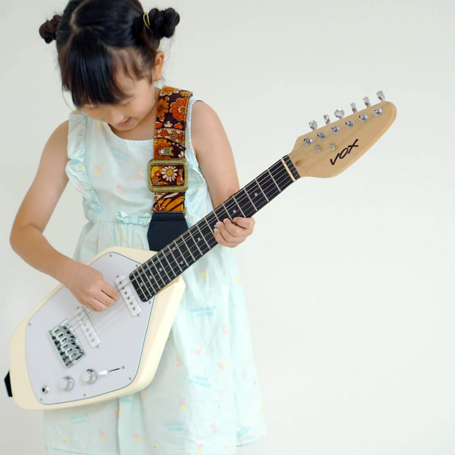 Vox Mark V-MK5 Mini 6 String Electric Guitar - Image 5